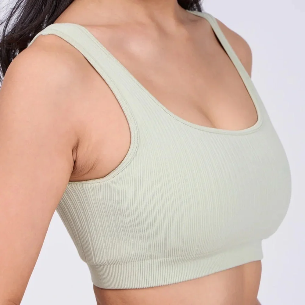 Buffbunny Ribbed Scoop Seamless Pistachio Green Sports Bra NWT Size Small